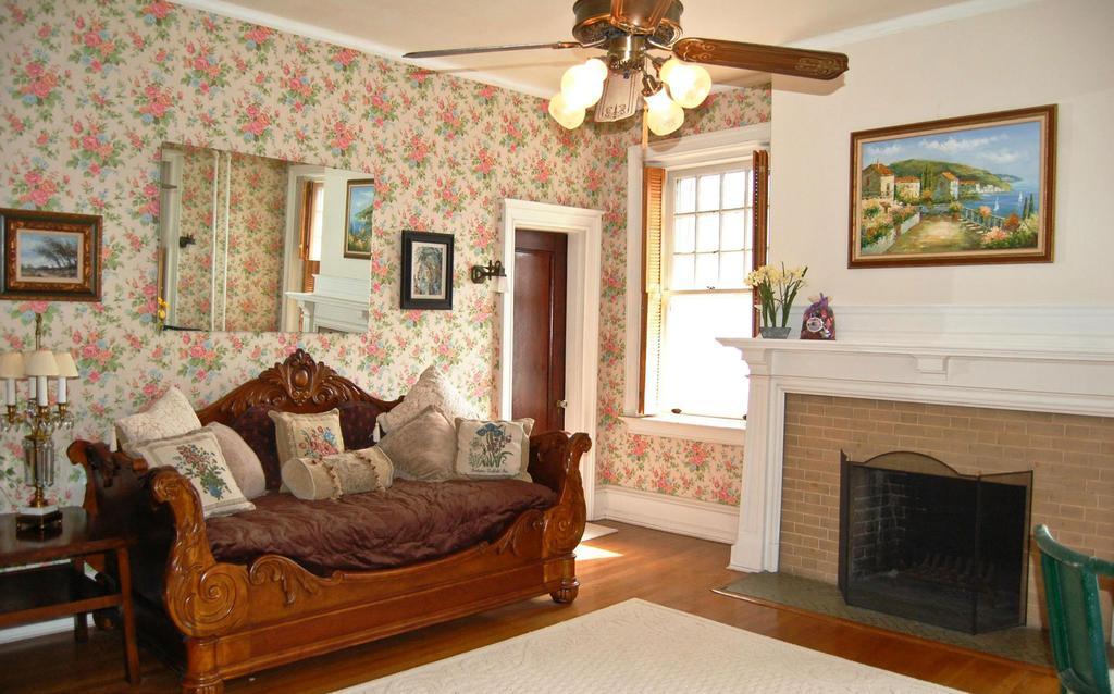 Albanus Phillips Inn Cambridge Habitación foto
